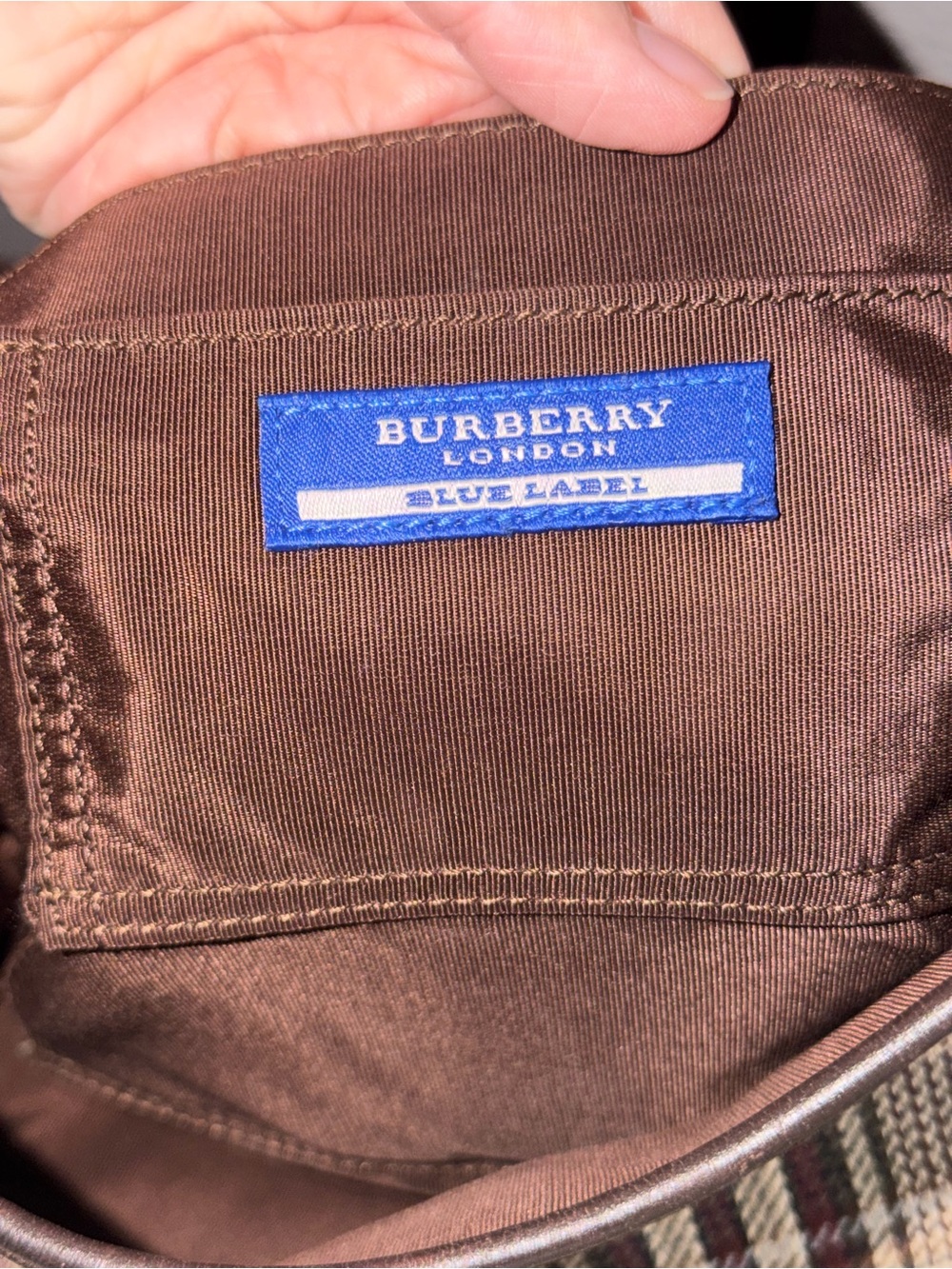 RARE Burberry Vintage Wool Crossbody Bag - Picture 8 of 15